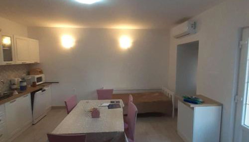 Two Bedroom Apartment with Sea View - Foto 1