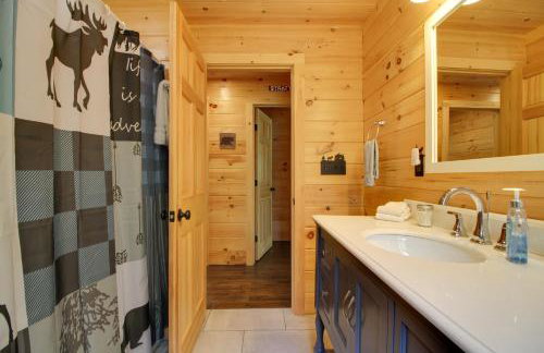Londonderry Chalet w/ Deck, Fire Pit & Views! - Foto 21