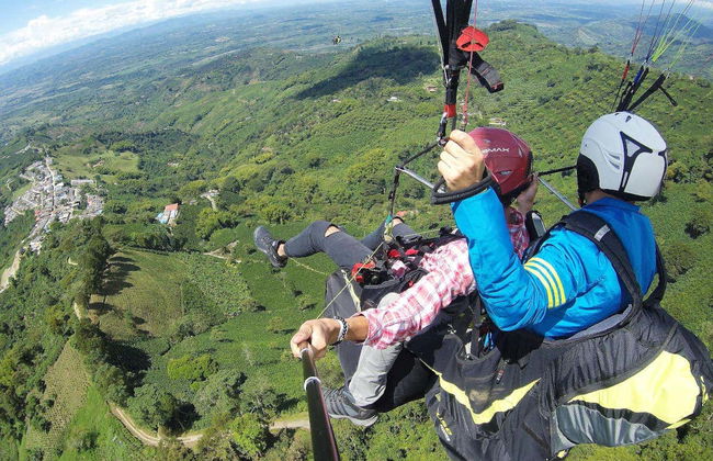 Volo in parapendio sul Quindío - Foto 1