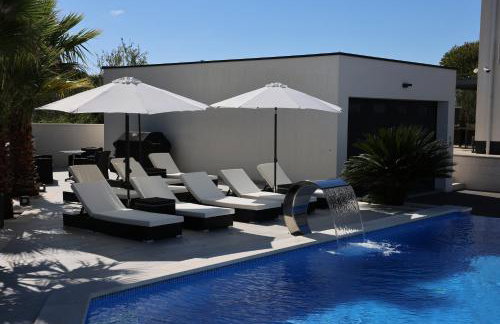 Holiday Luxury Resort Sundance - Photo 3