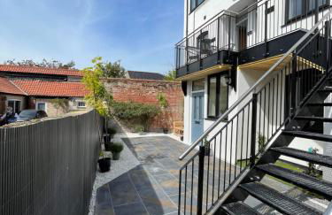 Lees Lookout Holt ,2 bedroom luxury apartment with private parking - Foto 21