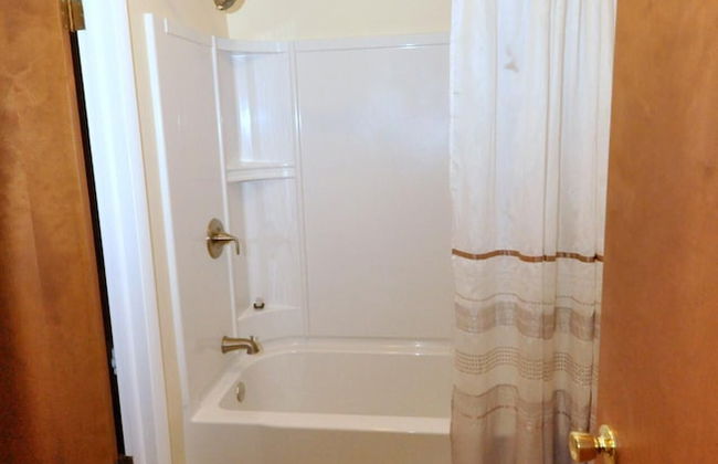 Brigadoon - 5 Bedroom Retreat - Photo 13