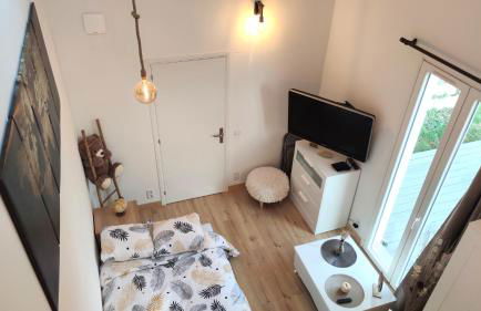 The Little Oak - tiny house with bed on mezzanine & terrace - from 1 to 4 p Disney, Paris & CDG - Foto 25