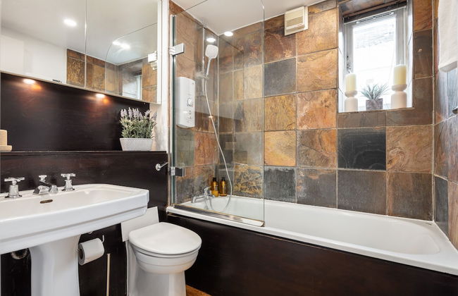 Prime Covent Garden gem with Air-Con - Foto 26