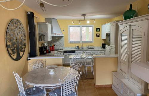 proche de Collioure maison au calme avec Spa - Foto 4