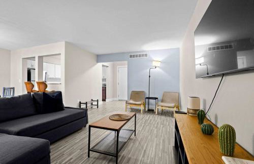 The Ultimate Rochester Getaway Cozy & Inviting - Foto 1