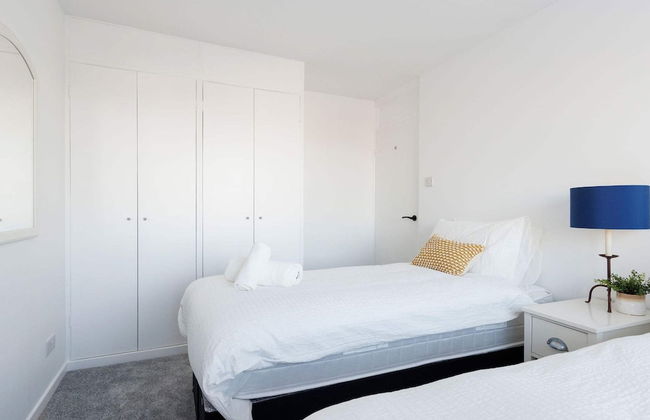 Beautifully Refurbished 4-bed Beachside Retreat - Foto 10