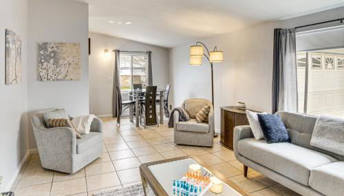 Work, Play and Relax Home with Yard in Lancaster! - Foto 1