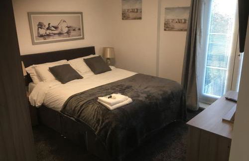 Haven House 6 bedrooms with 6 exclusive bathrooms and with lots of parking - Foto 17