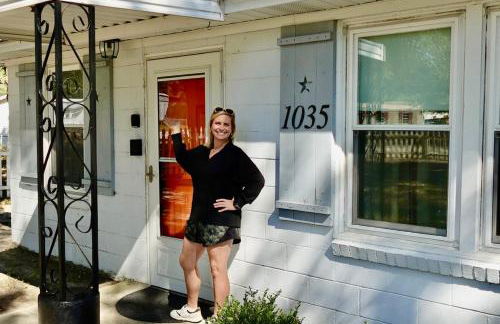 White Picket Fence - EV Charger! - Foto 48