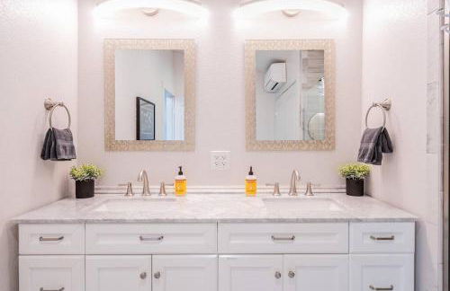 Spacious Resort with 2 Cabins on 3 Acres - Foto 20