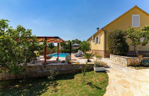 MY DALMATIA - Villa Sucic with private pool and mountain view - Foto 21