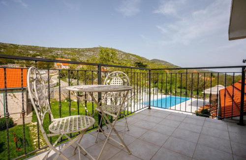 Villa Jozini dvori - Photo 21