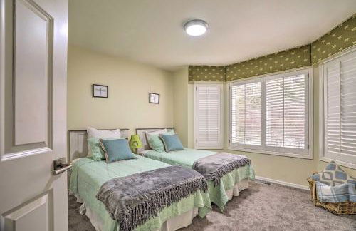 The Cedars Spacious Group Getaway in Snohomish - Photo 27