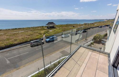 Beachcliff - On the Seafront with Two Balconies - Photo 18