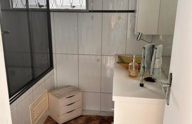 Cozy house prox airport - Foto 5