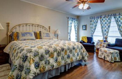 Lovely Cottage Rental with Waterfall on San Gabriel River near Austin, Texas - Foto 15