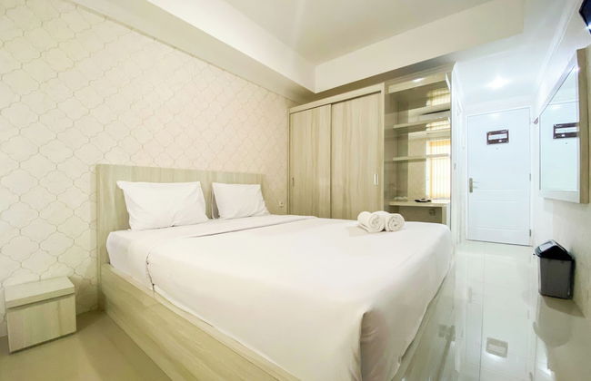 Cozy And Minimalist Studio Paltrow City Apartment - Foto 1