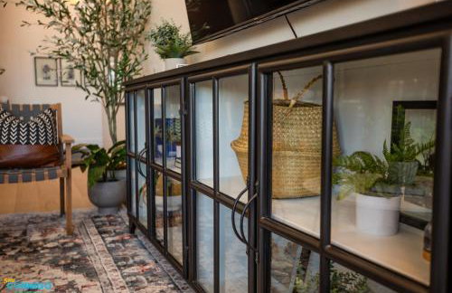 Gathering Place Hot Tub Game rooms - Photo 25