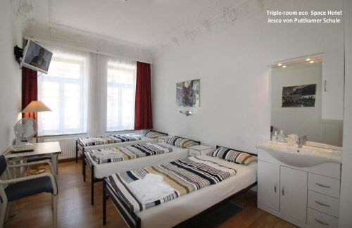 Space Hotel im Campus der JvP Schule - Foto 59