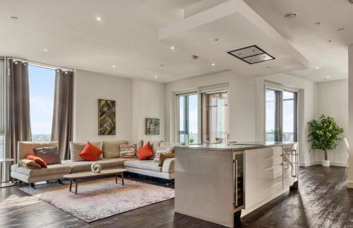 Stunning 360º View Luxurious Penthouse - Foto 9