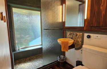 Peaceful Treehouse with Ocean View - Foto 32