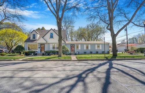 Cozy Evanston Villa with cinema and massage sofa - Foto 3