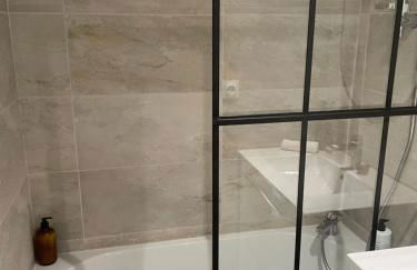 Studio Le Central 350 m de Gare Lyon Part-Dieu, Navette Stade et Arena ,Eurexpo Aéroport- Bus Direct Centre Ville - Photo 11