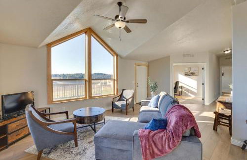 Peaceful Deary Vacation Rental with Deck and Views! - Foto 1