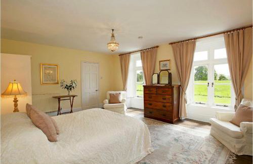 Newcourt Manor - Foto 32