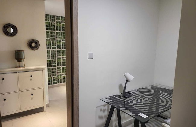 B411 FURNISHED APARTMENT WITH MAIDROOM - Foto 2