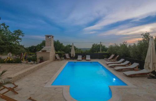 Six Bedroom Holiday House With Pool - Foto 36