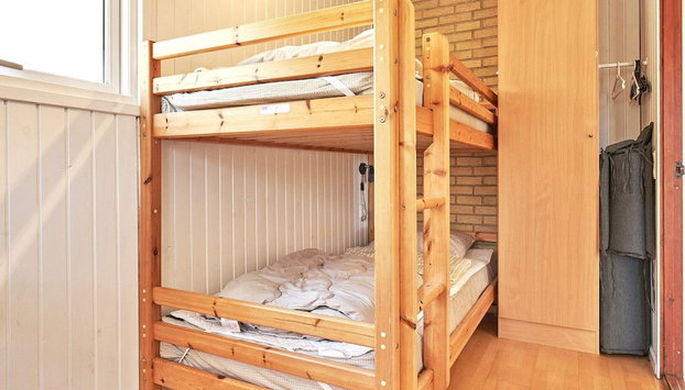 6 Person Holiday Home in Aakirkeby - Foto 5, Habitación