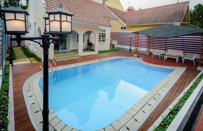 Villa Kota Bunga Puncak 2 Bedroom - Photo 1