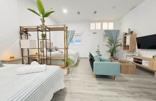 Refugio del Madroño - Estudio Moderno en Málaga - Foto 12