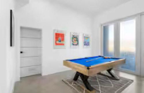 Unique Private Racing Track Villa in Miami Cinema - Foto 19