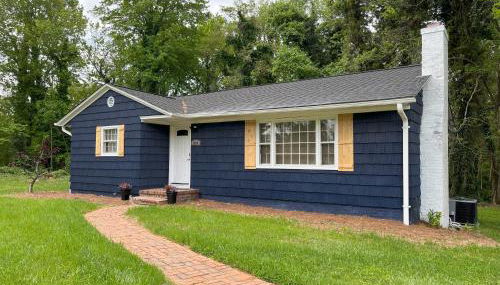 Sapphire Shire - Photo 2