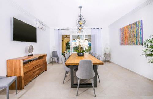 Casa Juana is a modern, luxury, exclusive, 6 bedroom villa. - Foto 61