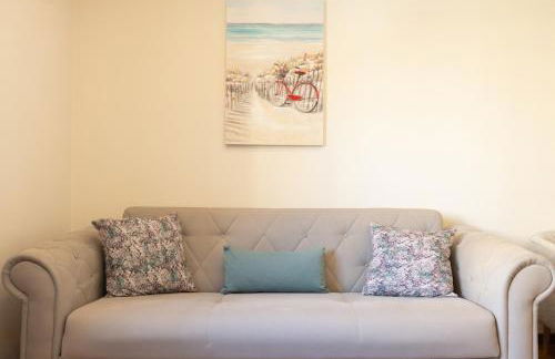 Bright & Spacious Flat by Host Wise - Foto 25