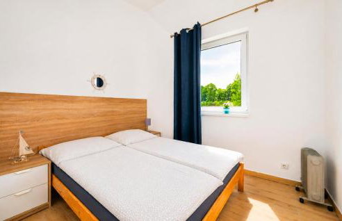 2 Bedroom Amazing Home In Jaroslawiec - Foto 5