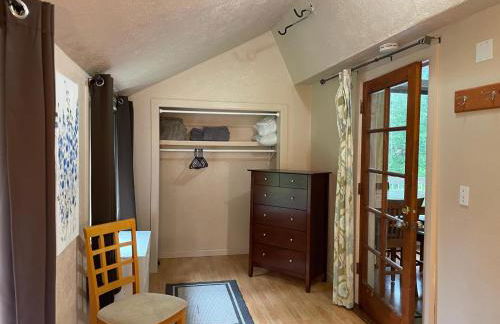 Chalet Gallery - Enjoy Two Units with this Chalet in the Heart of Alyeska - Walk almost anywhere! - Foto 40