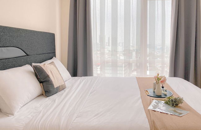 Elegant And Nice 2Br At Menteng Park Apartment - Photo 9