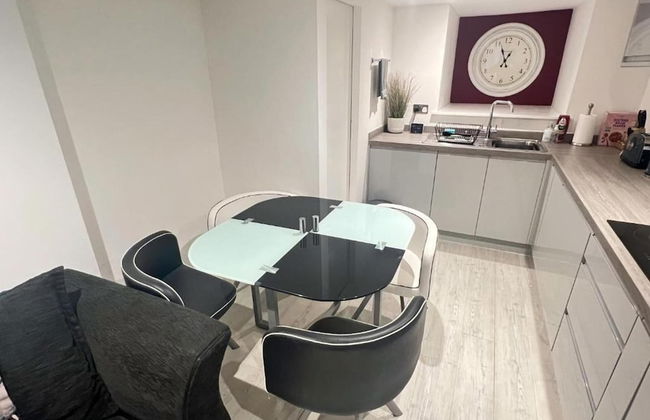 Spacious1br-6guests-walktoshops-fastwifi - Photo 22