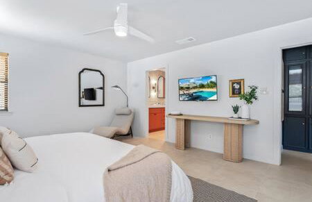 Hot Tub Pool + Firepit + Gameroom ~ Guesthouse - Foto 13