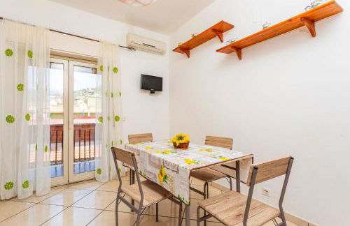 Da Lorenzo Apartment Alcantara - Foto 16