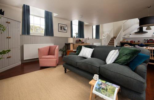 The Old School, Hume - Foto 5