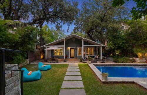 Ladybird Villa - Heated Saltwater Pool - Walk to SoCo - Photo 11