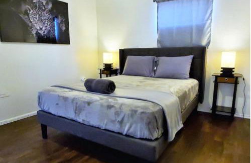 Spacious 4 bedroom home by Melrose and 10 minutes to Hollywood Walk of Fame - Foto 28