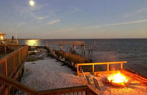 Pet-Friendly Cottage Rental with Stunning Decking on Delaware Bay, New Jersey - Foto 7
