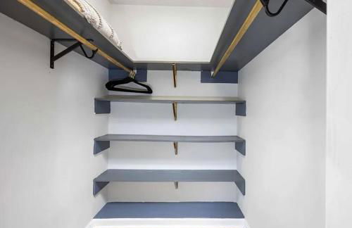 Ultimate Getaway with Pool and Games - Foto 27